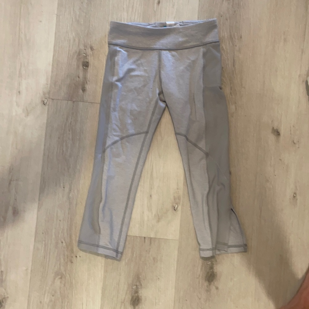 Ivivva crop girls by lululemon